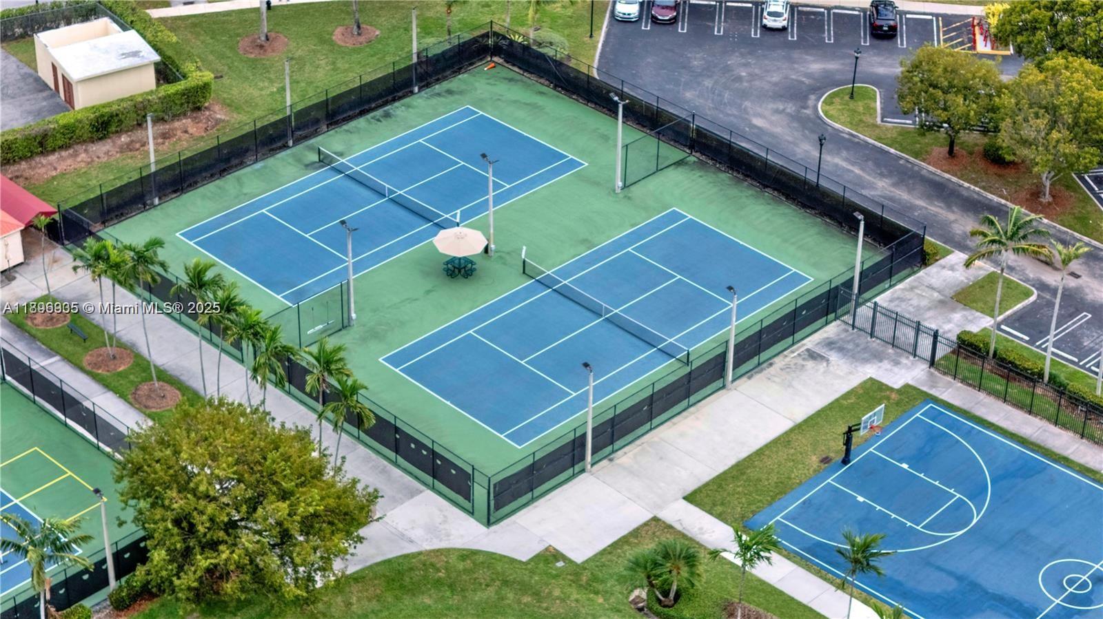 CUTLER CAY - Residential