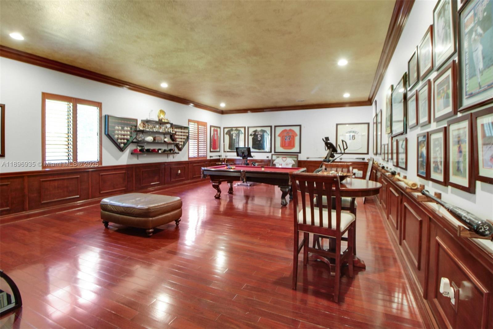 CUTLER CAY - Residential