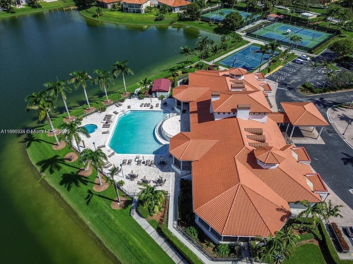 CUTLER CAY - Residential