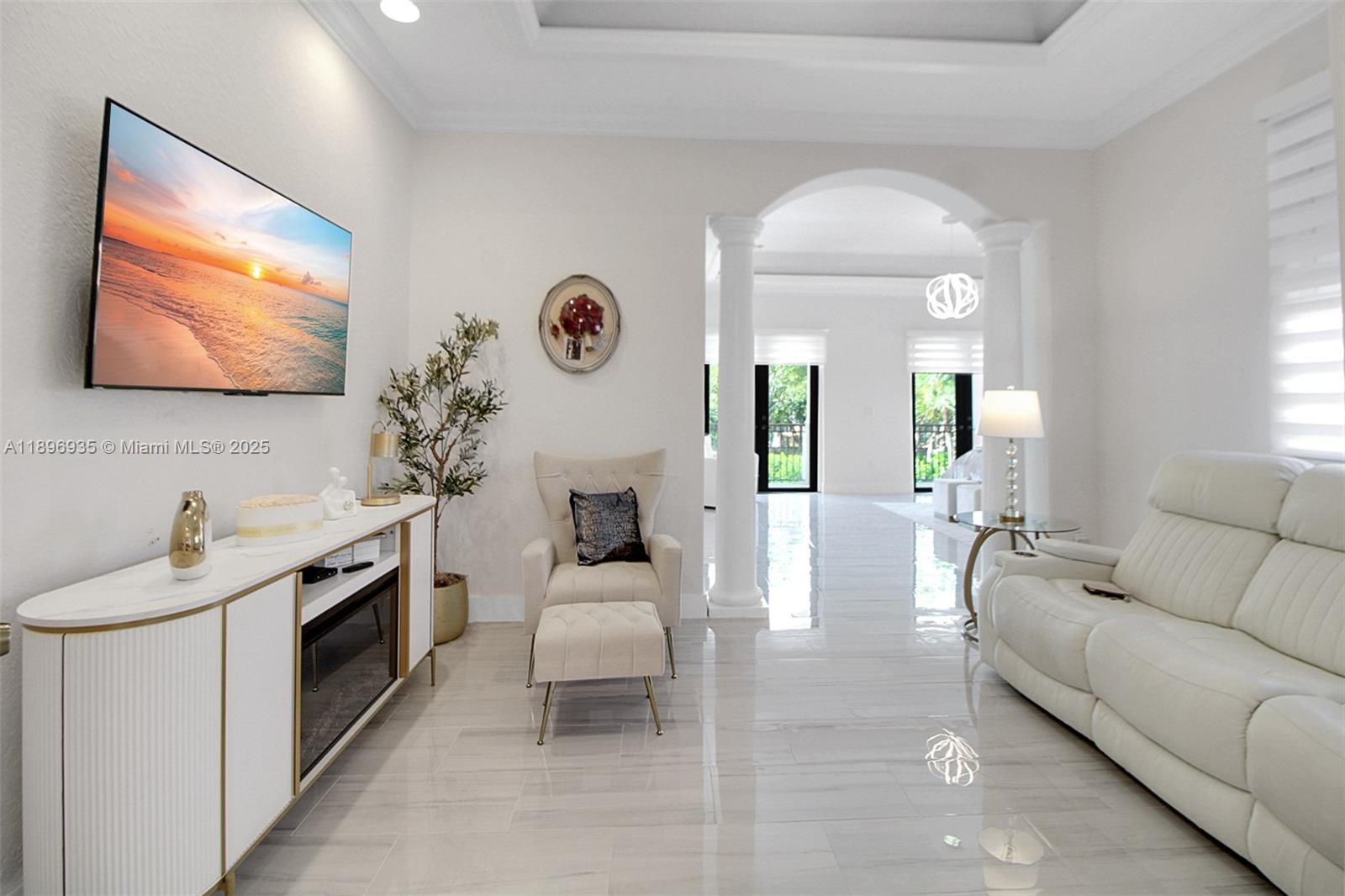 CUTLER CAY - Residential