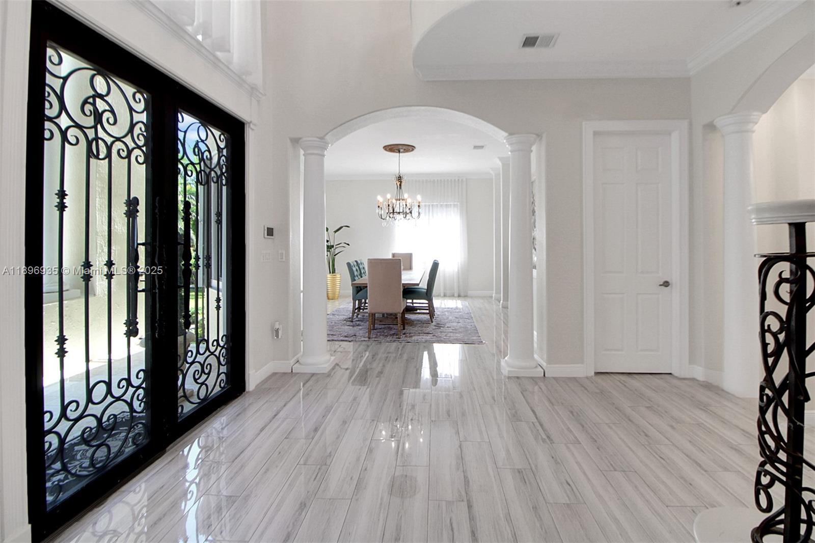 CUTLER CAY - Residential