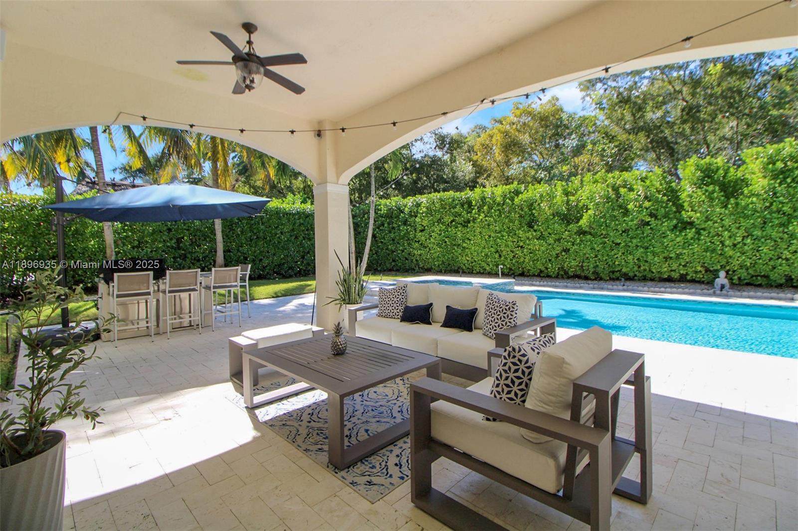 CUTLER CAY - Residential