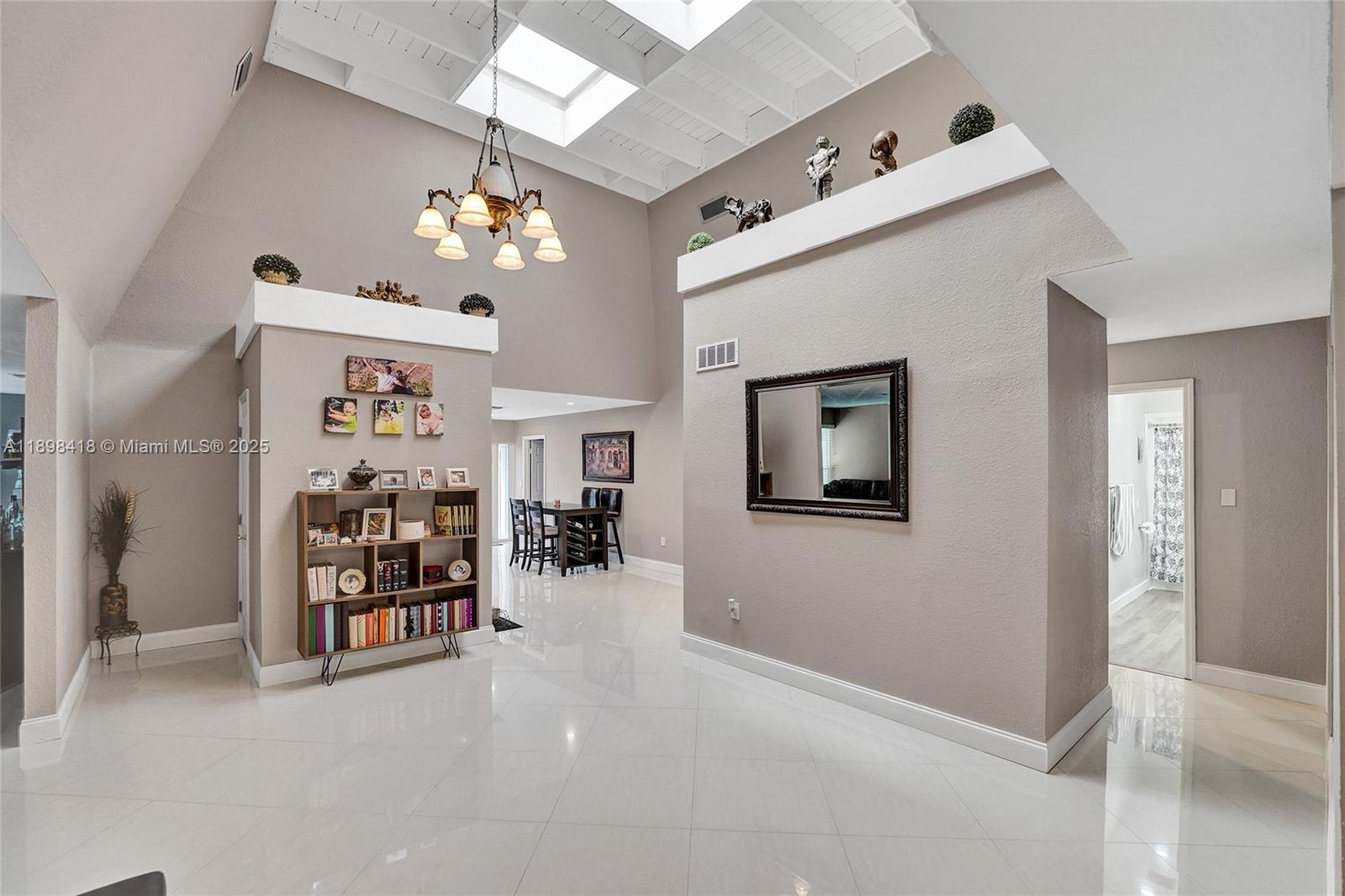 COUNTRY SECTION 1 - Residential