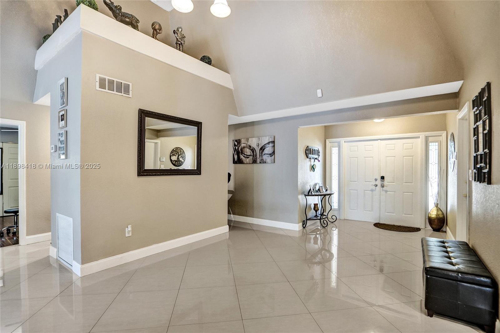 COUNTRY SECTION 1 - Residential