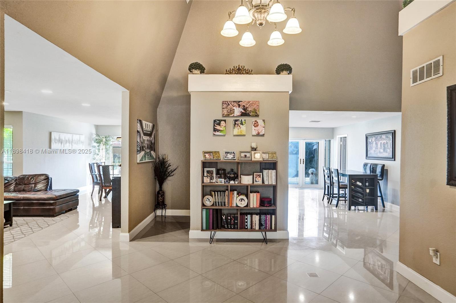 COUNTRY SECTION 1 - Residential