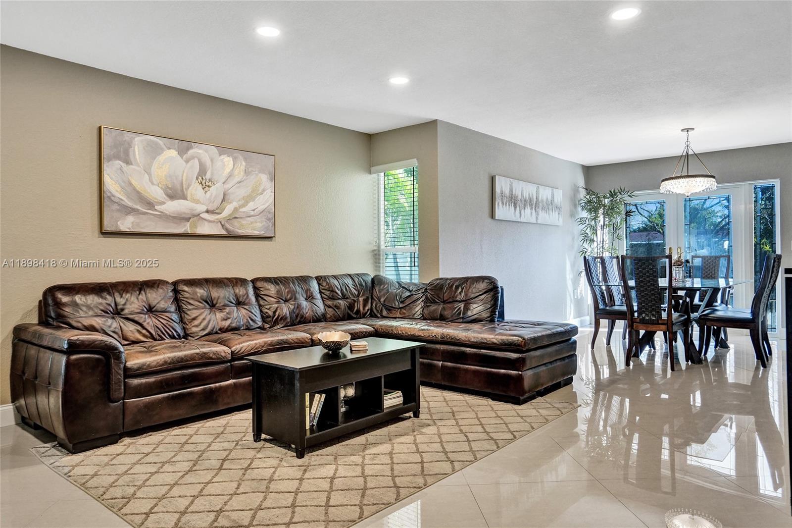 COUNTRY SECTION 1 - Residential