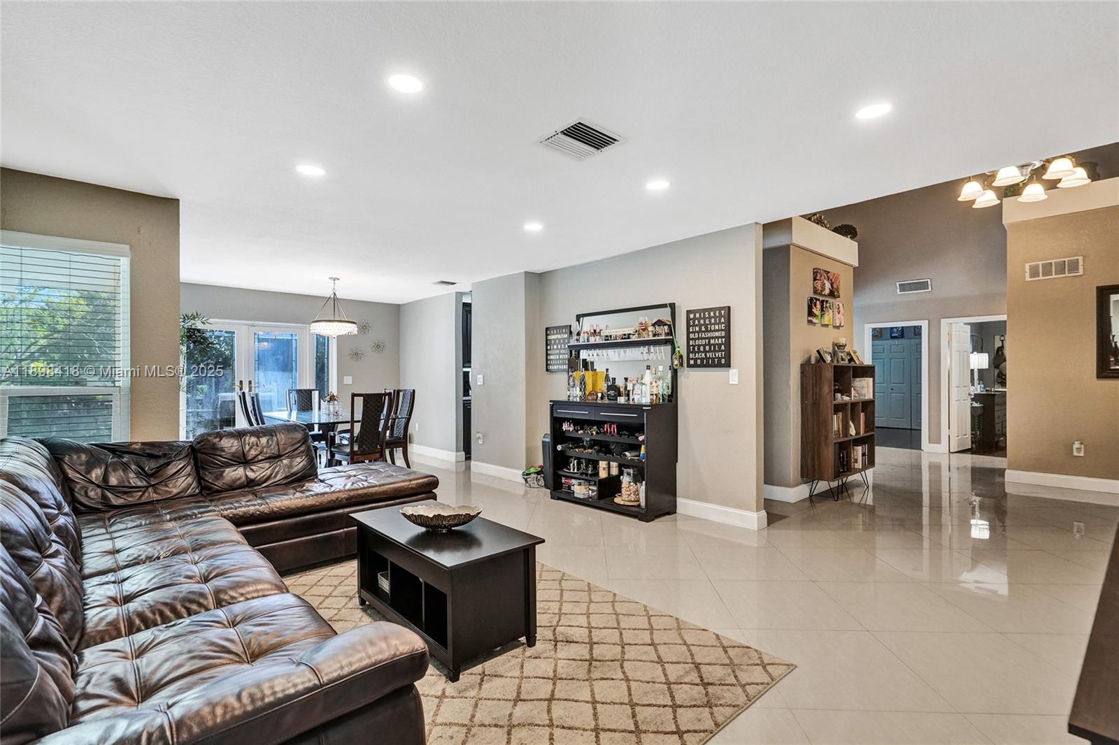 COUNTRY SECTION 1 - Residential