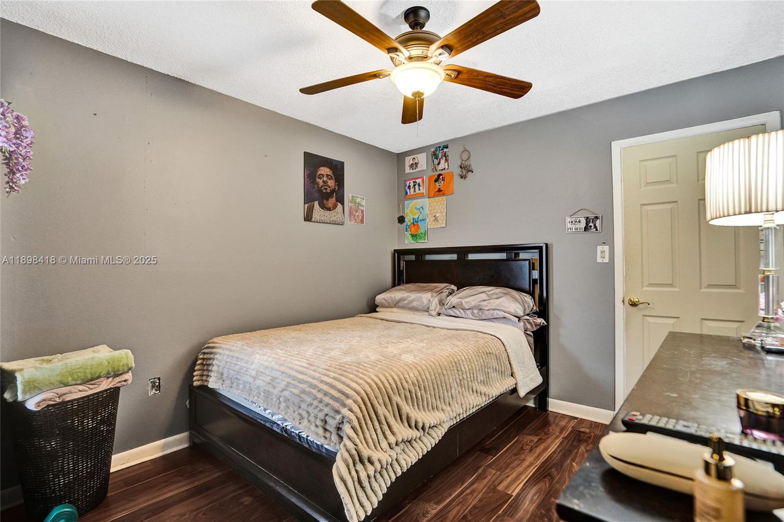 COUNTRY SECTION 1 - Residential