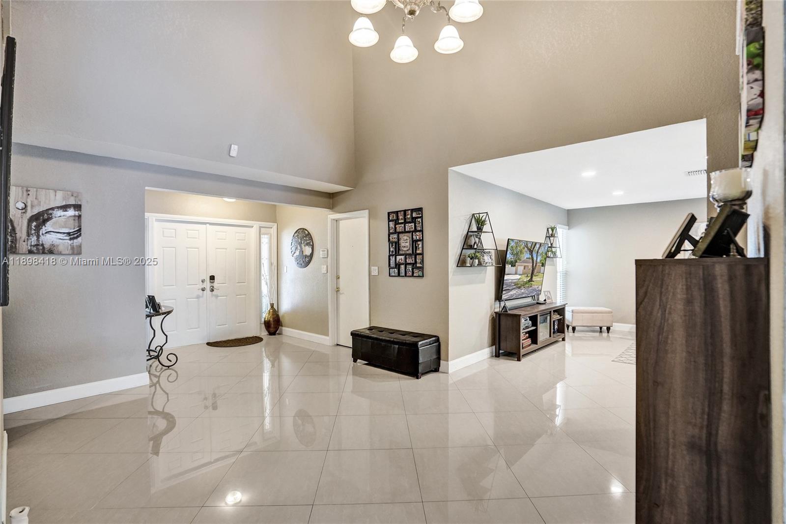 COUNTRY SECTION 1 - Residential