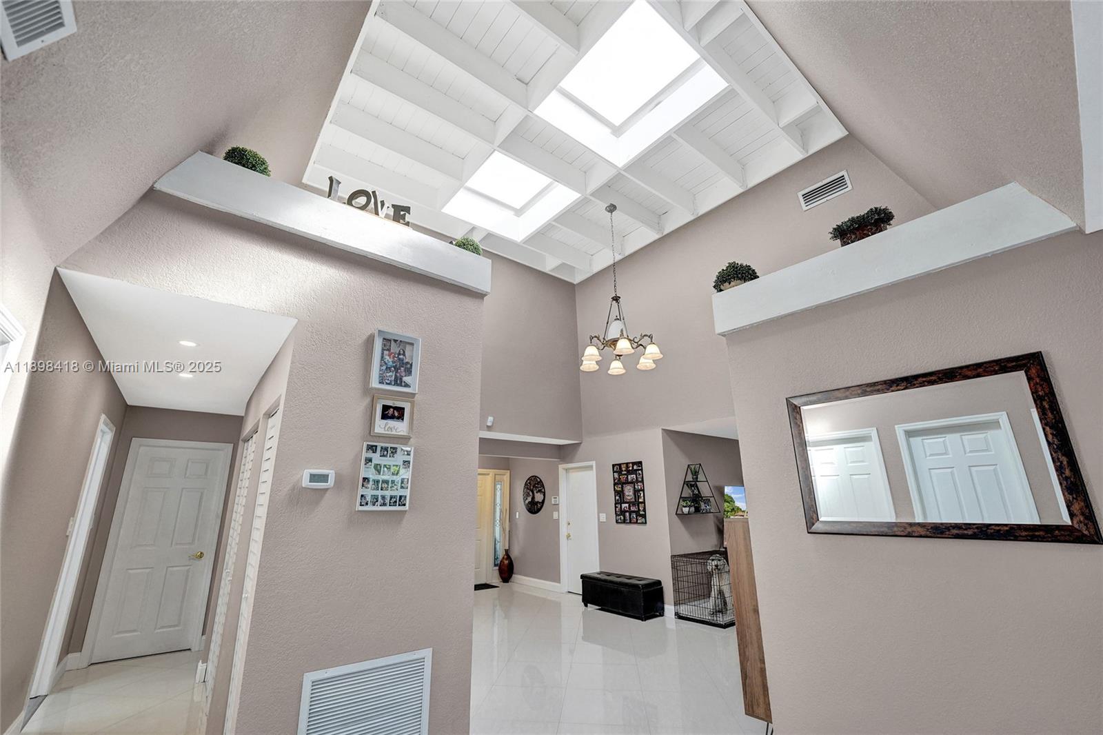 COUNTRY SECTION 1 - Residential
