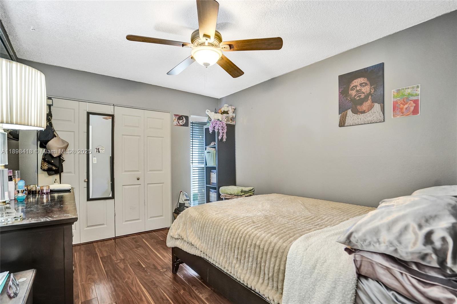 COUNTRY SECTION 1 - Residential