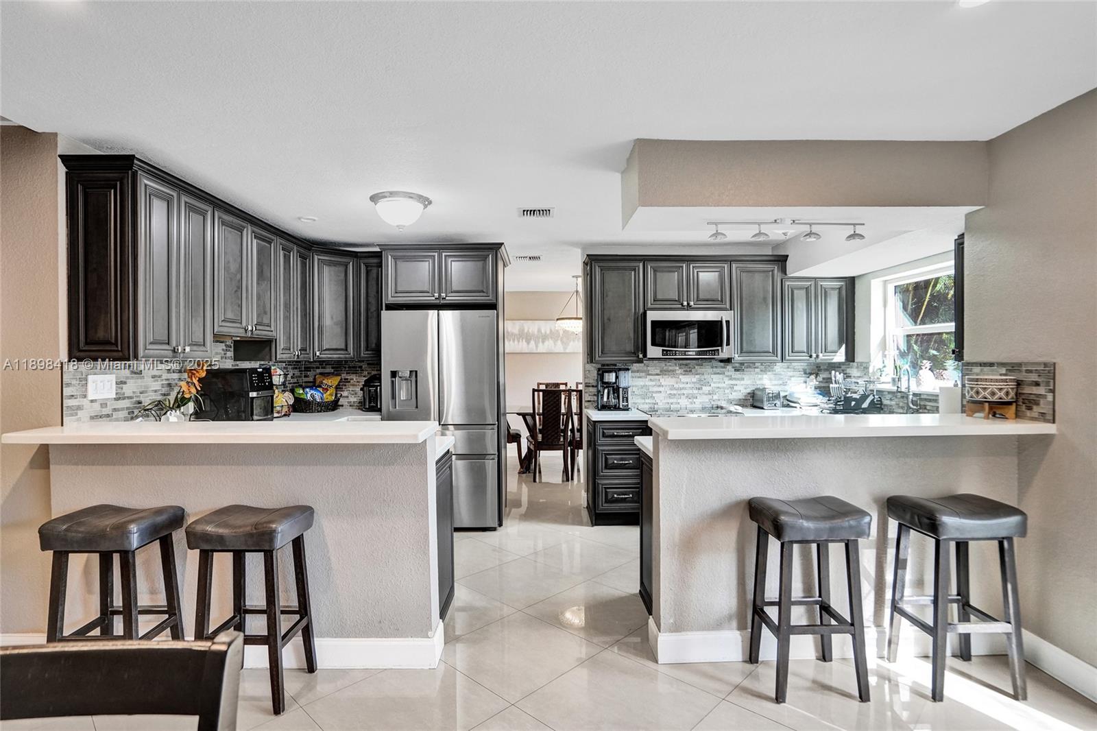 COUNTRY SECTION 1 - Residential
