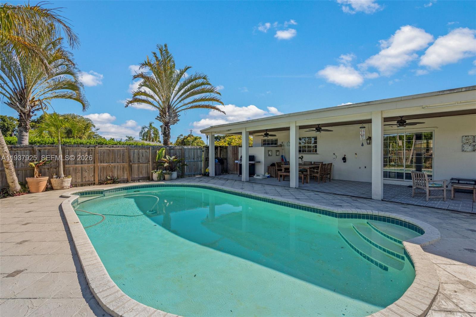 GREEN MEADOW ESTATES - Residential