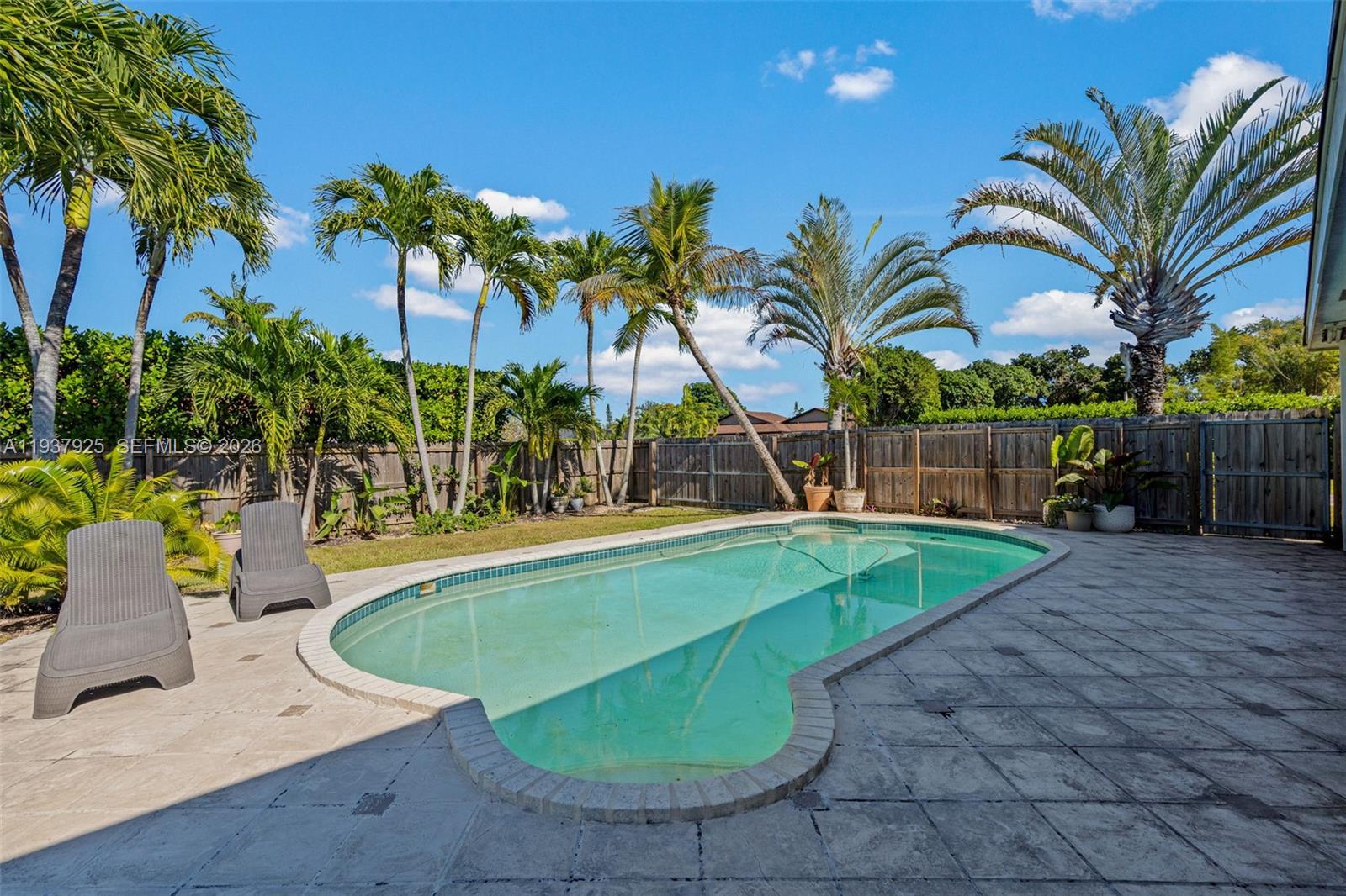 GREEN MEADOW ESTATES - Residential