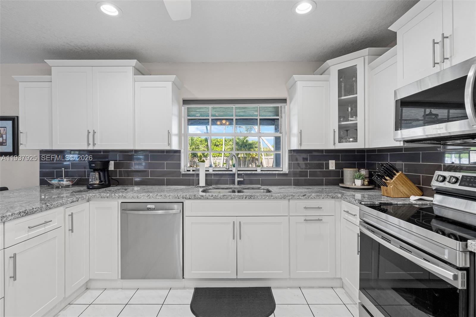 GREEN MEADOW ESTATES - Residential