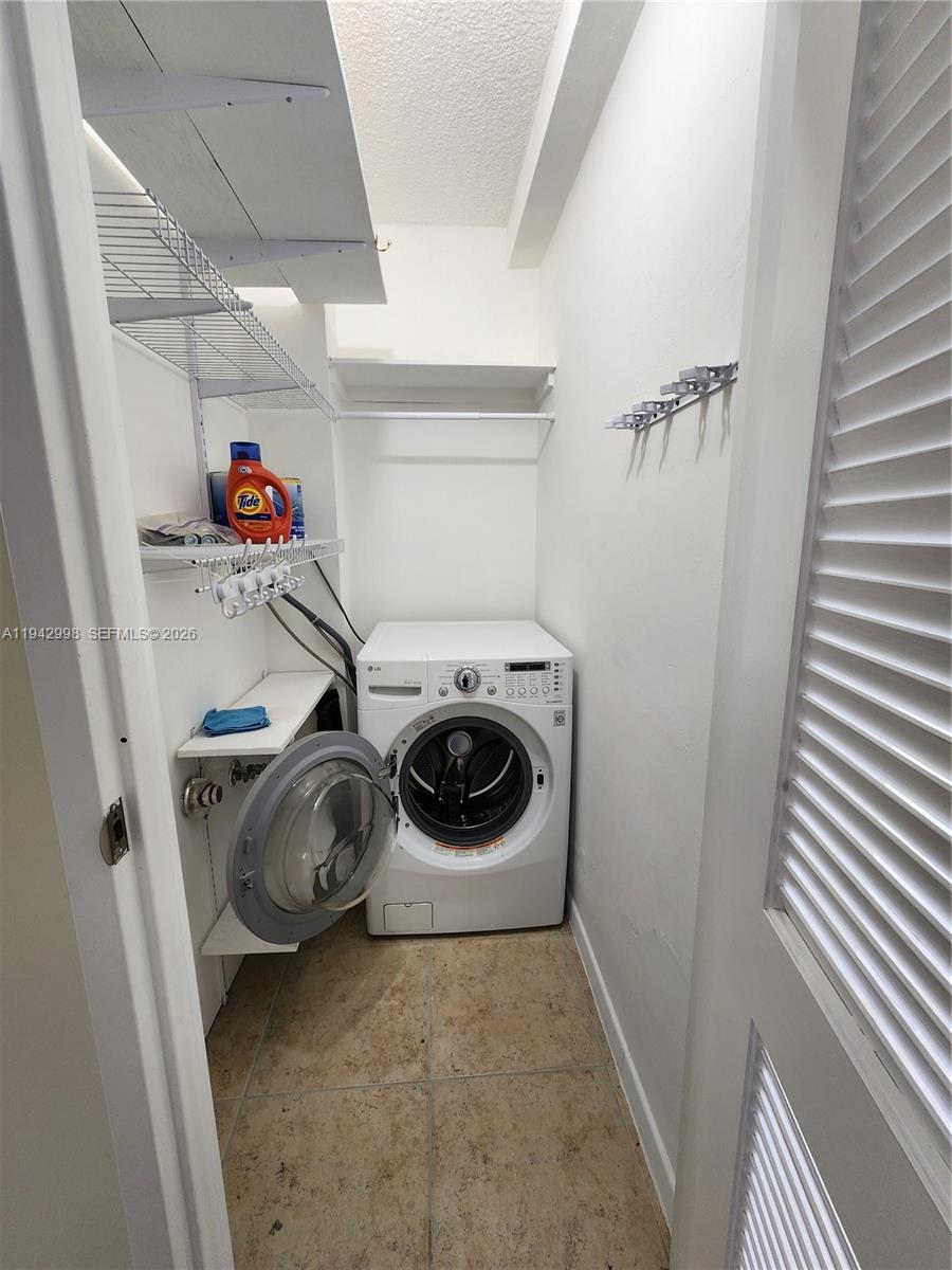 SPRING TIDE APTS CO-OP - Residential Lease