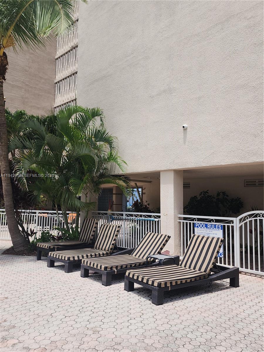 SPRING TIDE APTS CO-OP - Residential Lease