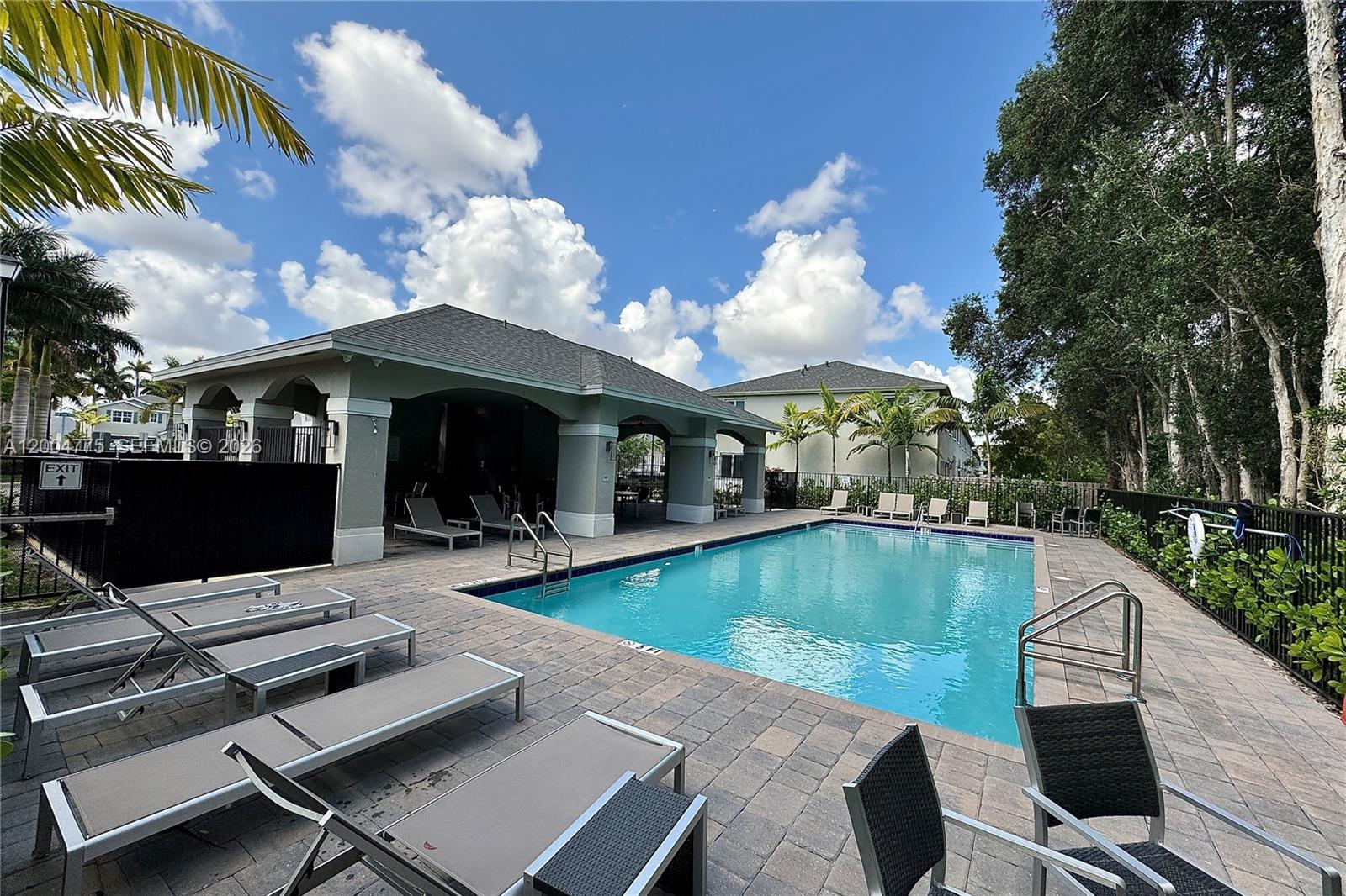 WALDEN PLACE II - Residential