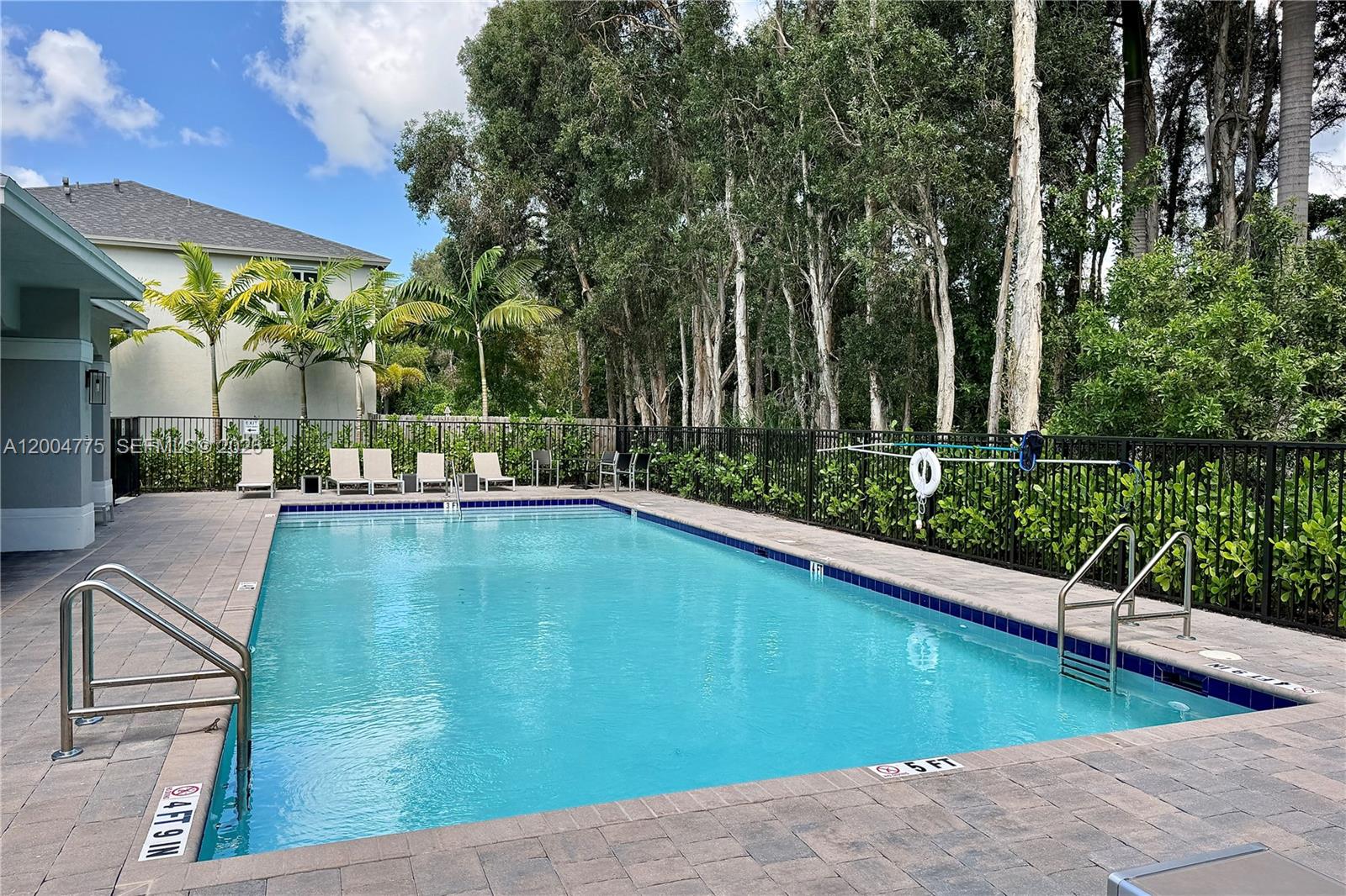 WALDEN PLACE II - Residential