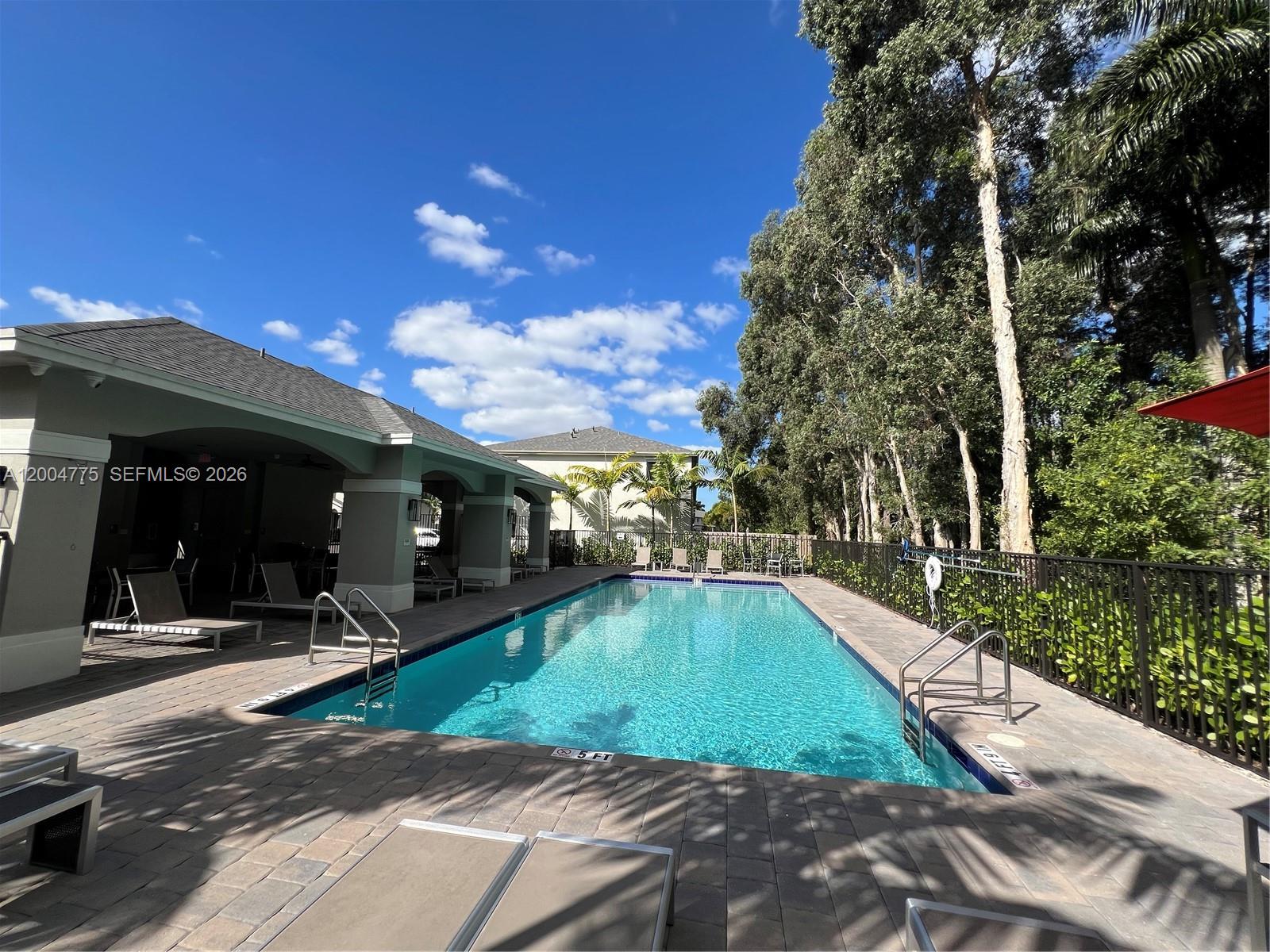 WALDEN PLACE II - Residential