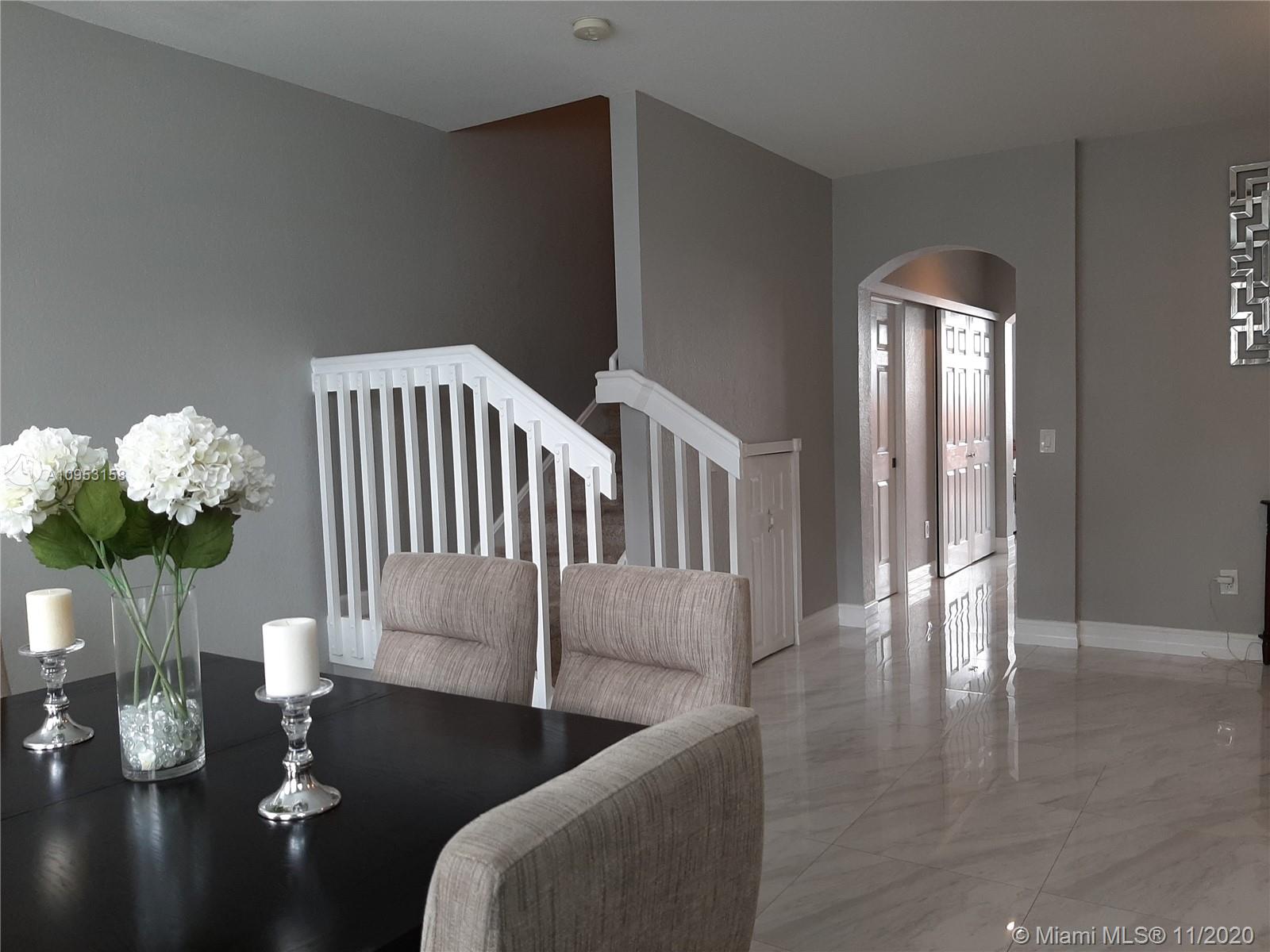 VILLAS AT NAUTICA THREE C - Residential