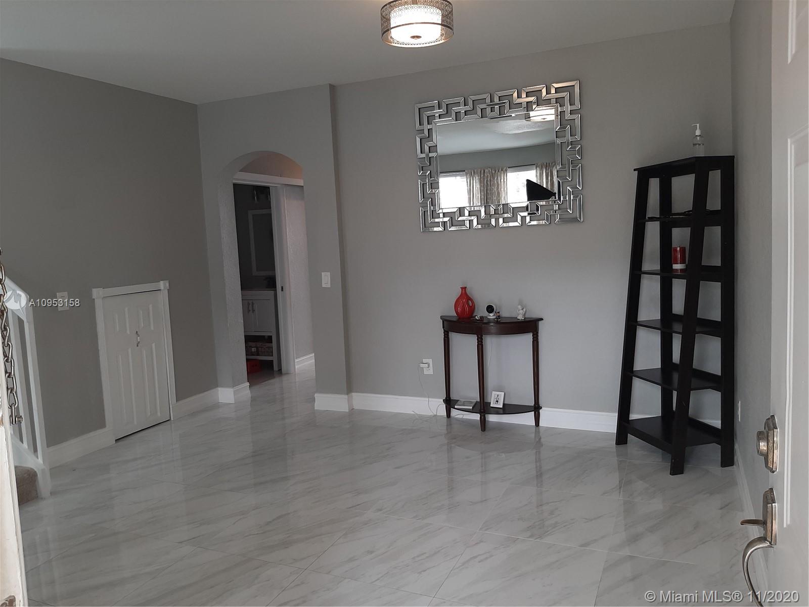 VILLAS AT NAUTICA THREE C - Residential