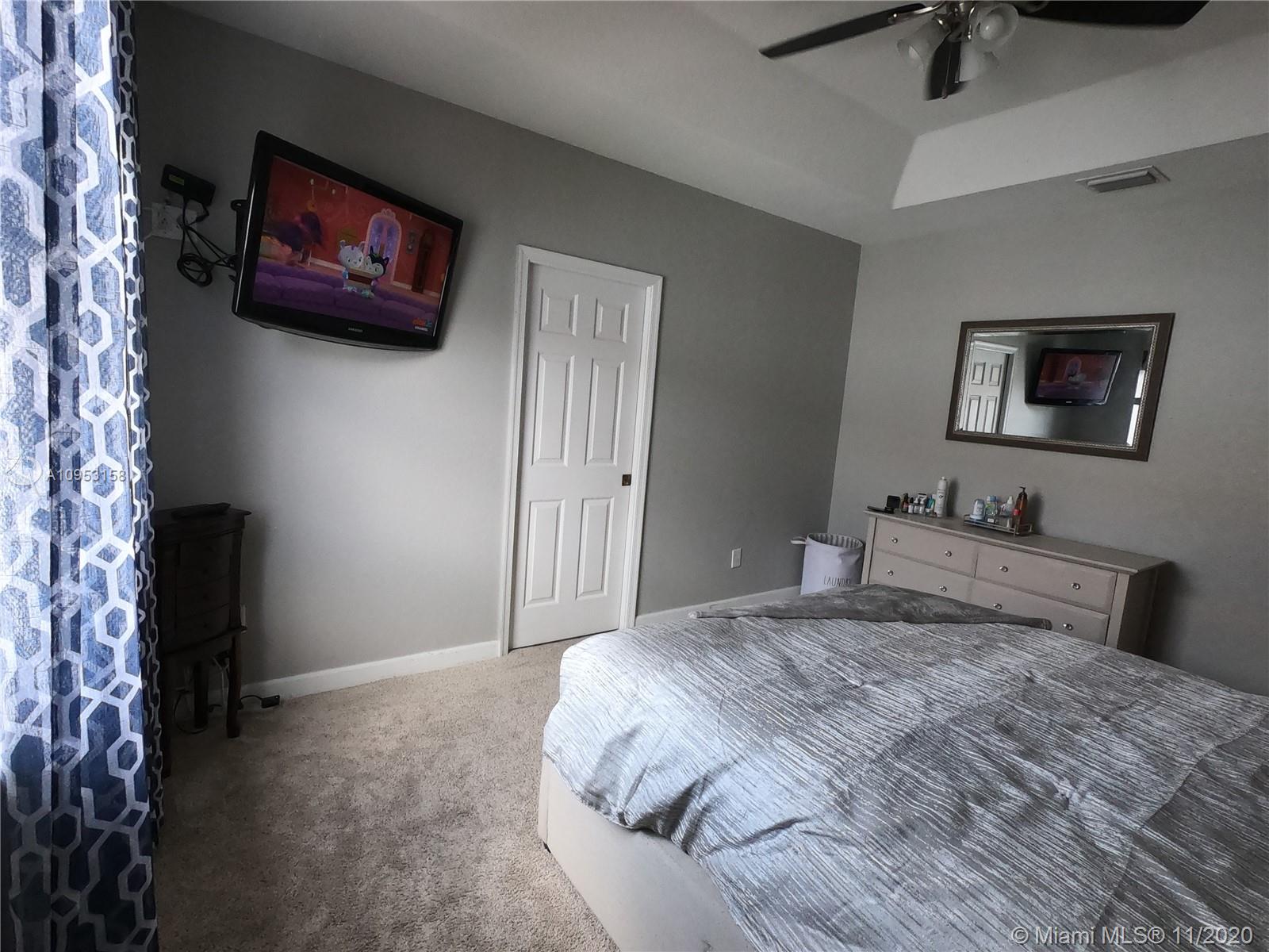 VILLAS AT NAUTICA THREE C - Residential