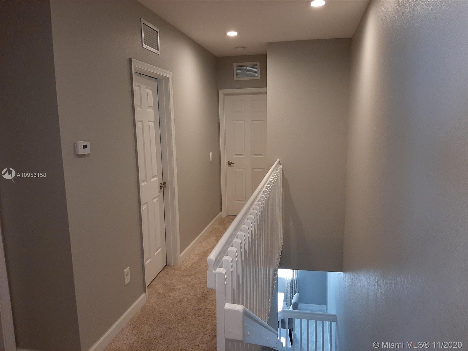 VILLAS AT NAUTICA THREE C - Residential