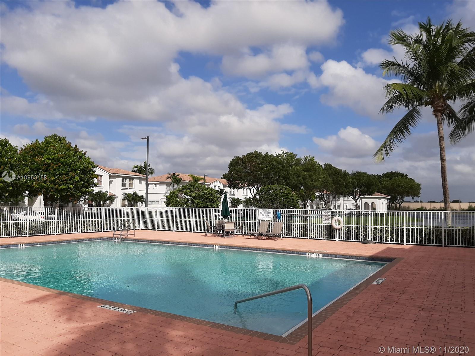 VILLAS AT NAUTICA THREE C - Residential