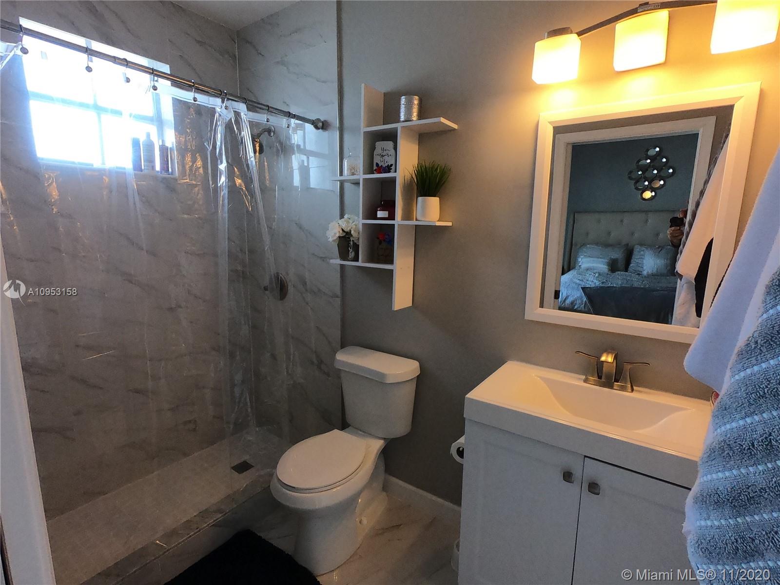 VILLAS AT NAUTICA THREE C - Residential