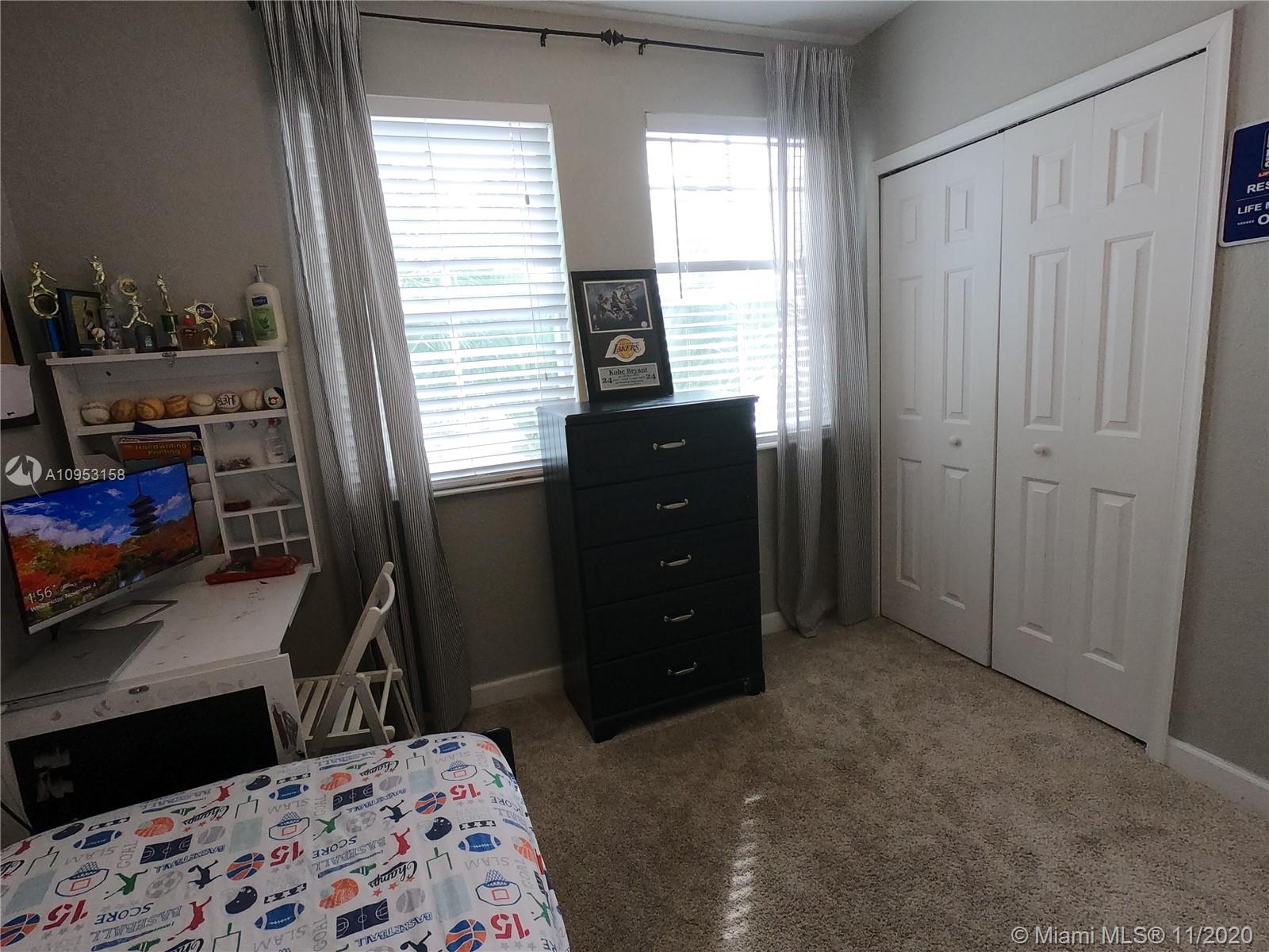 VILLAS AT NAUTICA THREE C - Residential