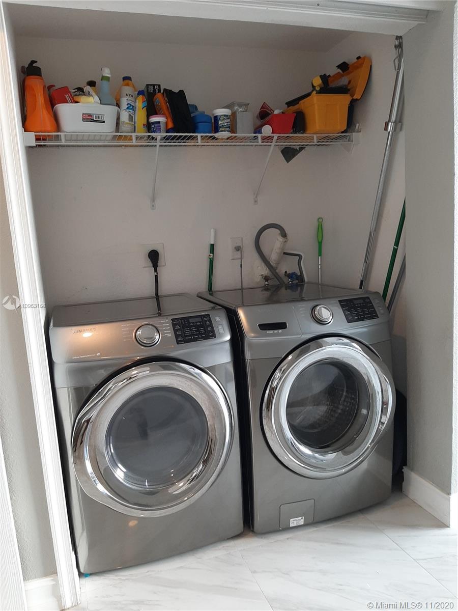 VILLAS AT NAUTICA THREE C - Residential