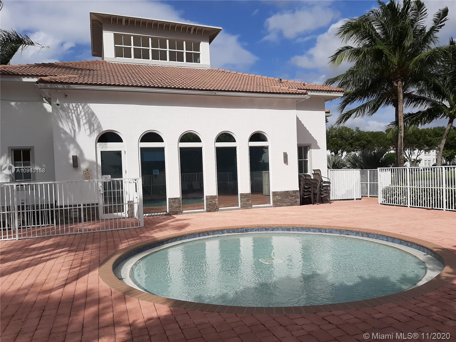 VILLAS AT NAUTICA THREE C - Residential