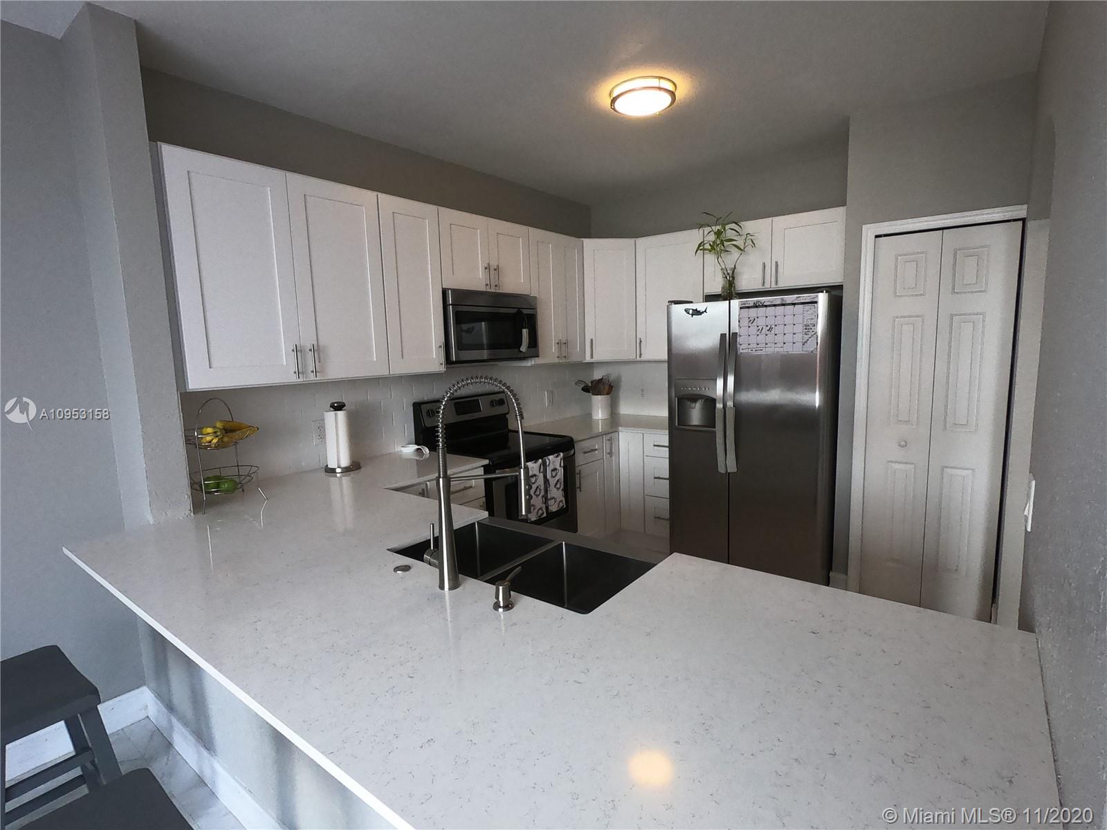 VILLAS AT NAUTICA THREE C - Residential