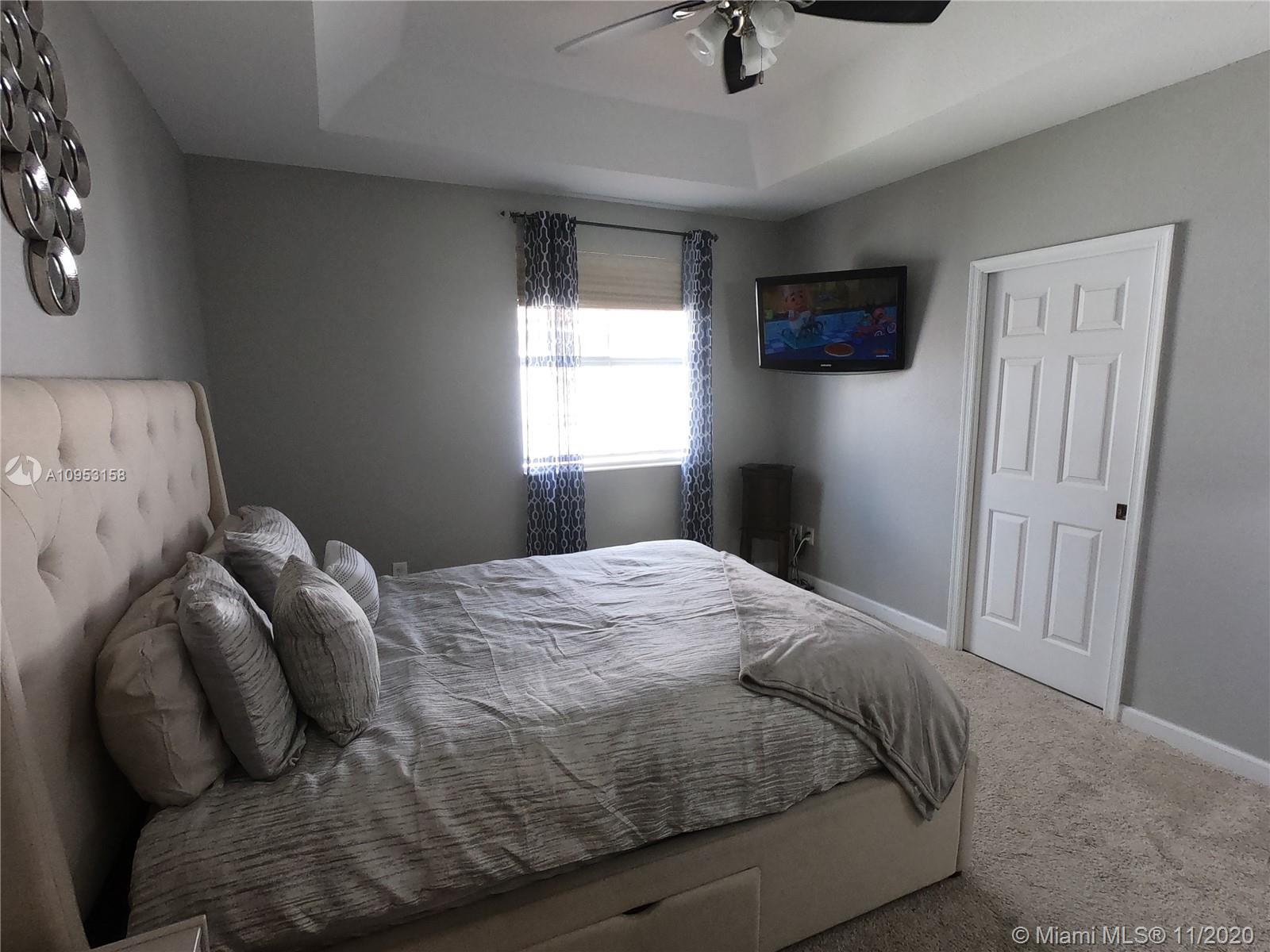 VILLAS AT NAUTICA THREE C - Residential