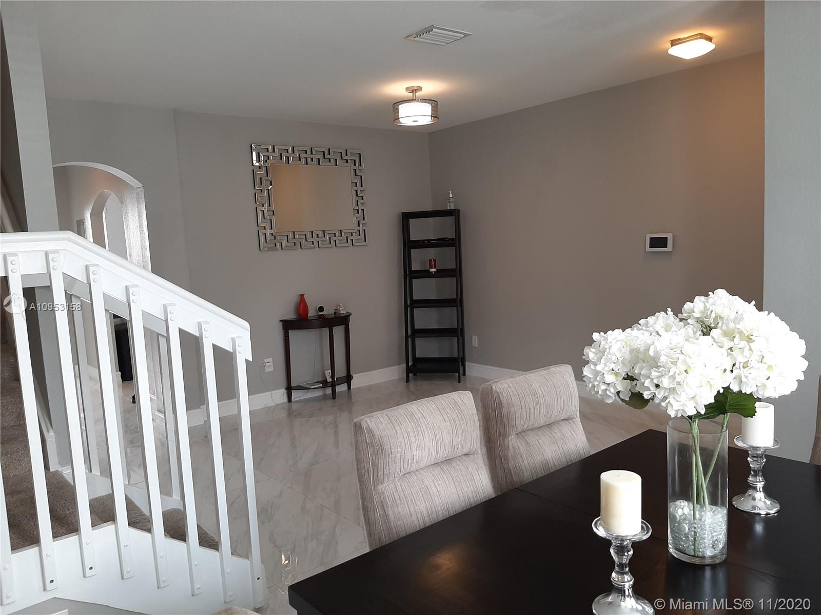 VILLAS AT NAUTICA THREE C - Residential