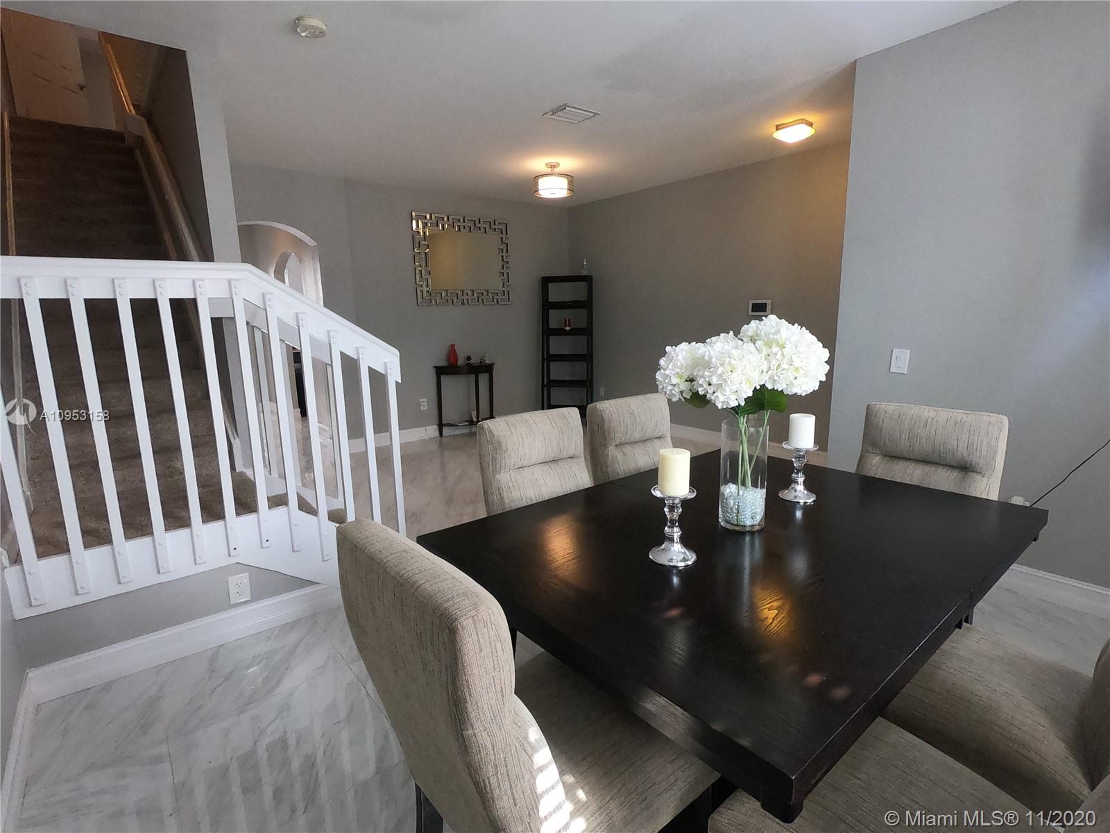 VILLAS AT NAUTICA THREE C - Residential