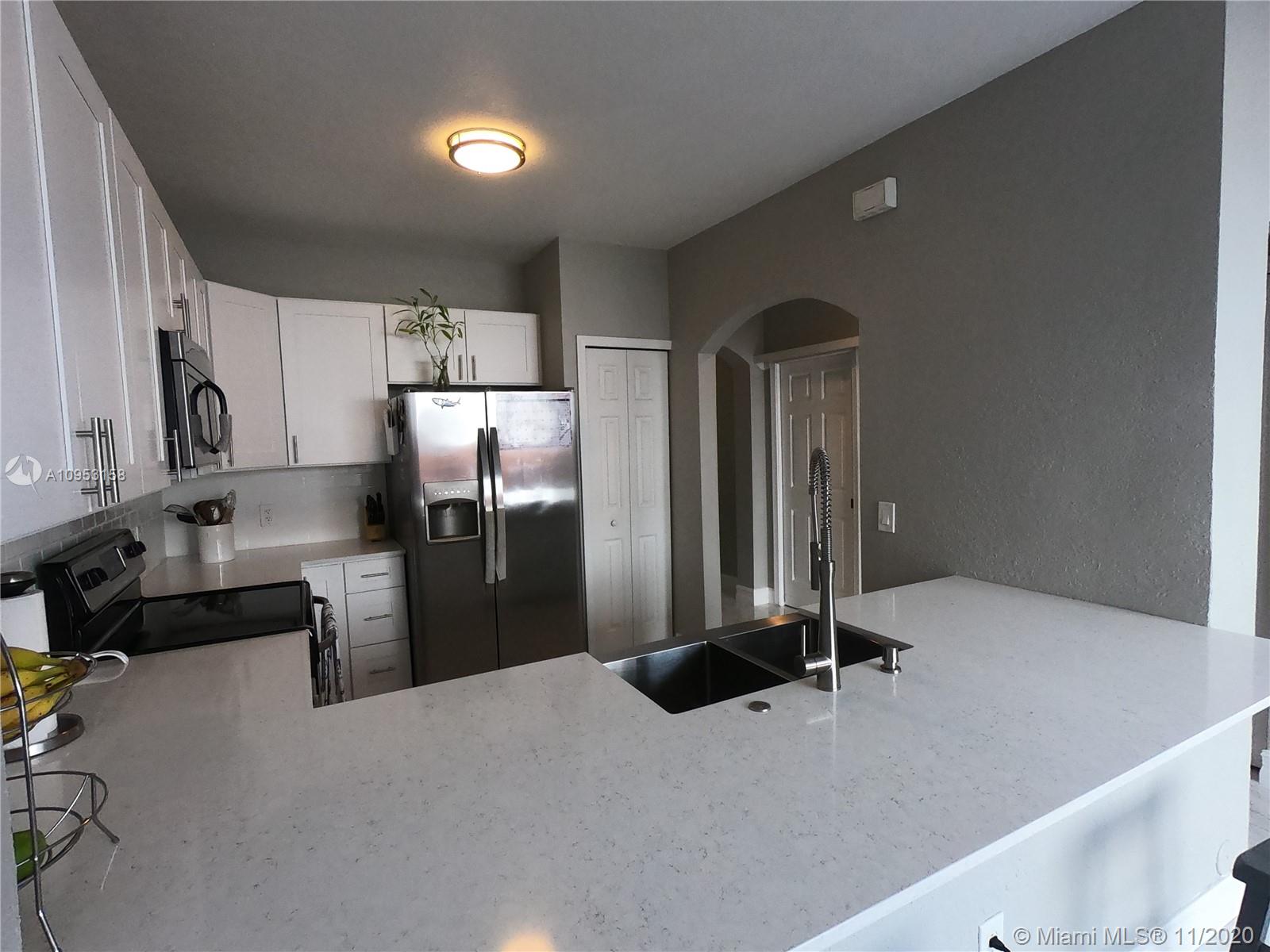 VILLAS AT NAUTICA THREE C - Residential