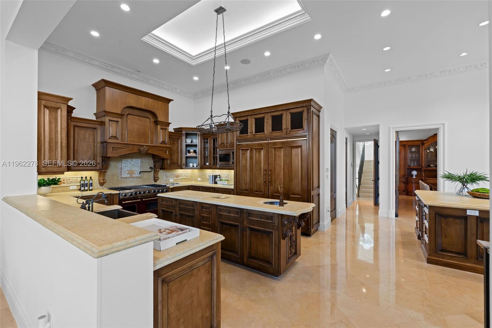 DEERING BAY VILLAS - Residential