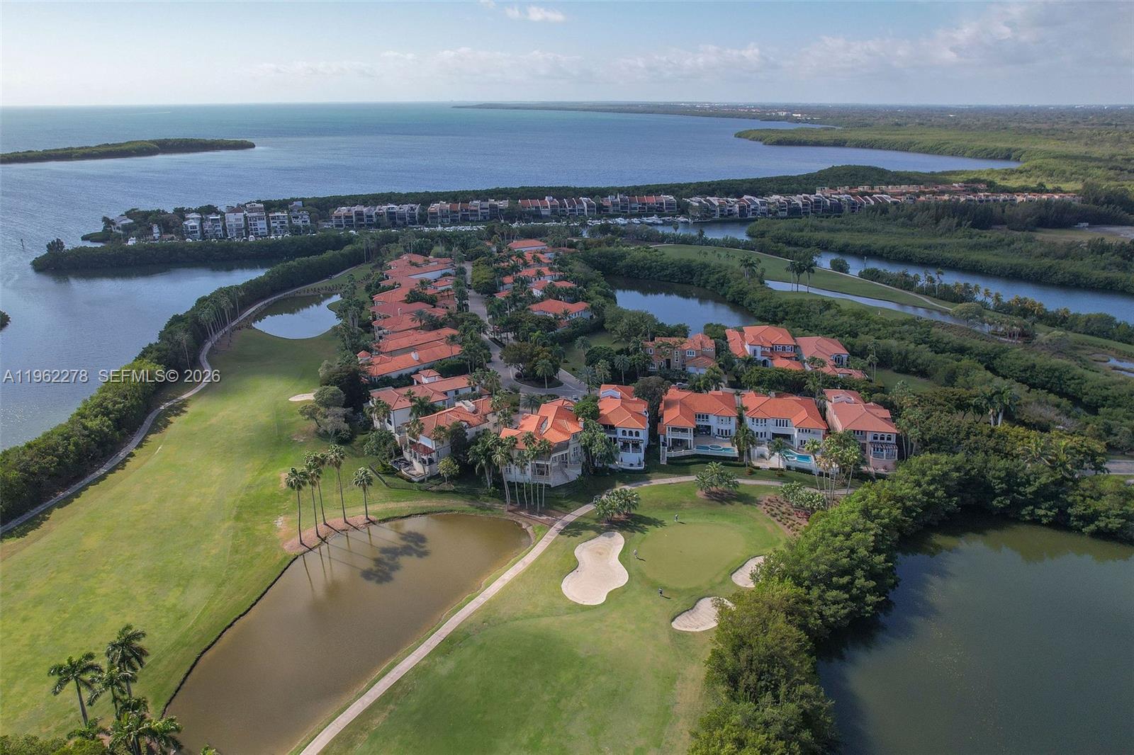 DEERING BAY VILLAS - Residential