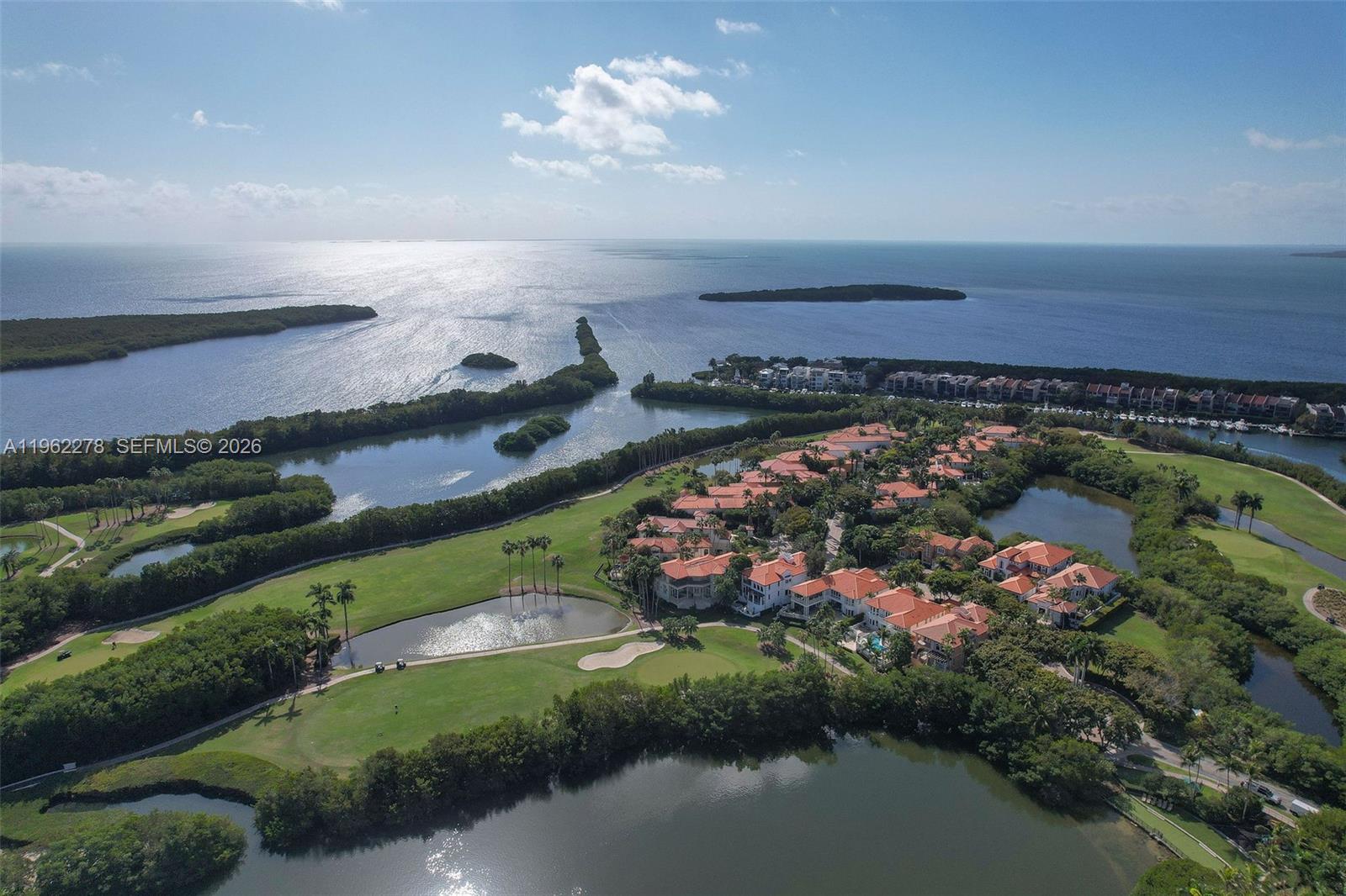 DEERING BAY VILLAS - Residential