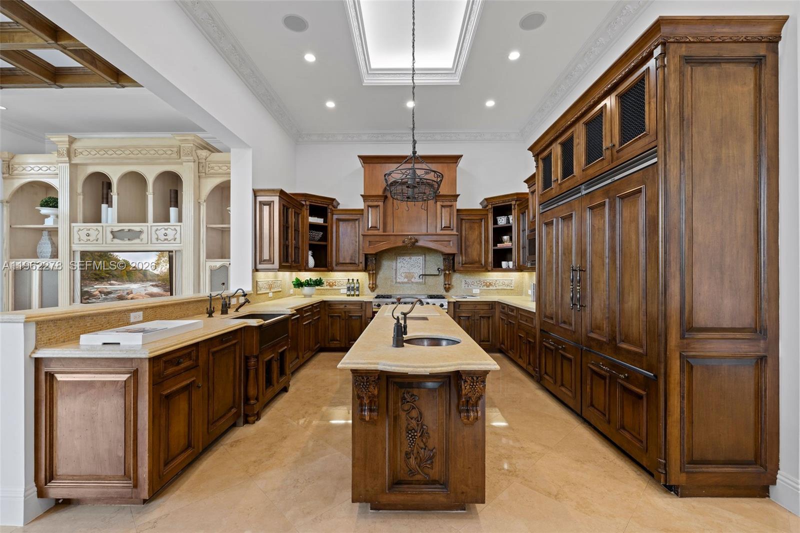 DEERING BAY VILLAS - Residential