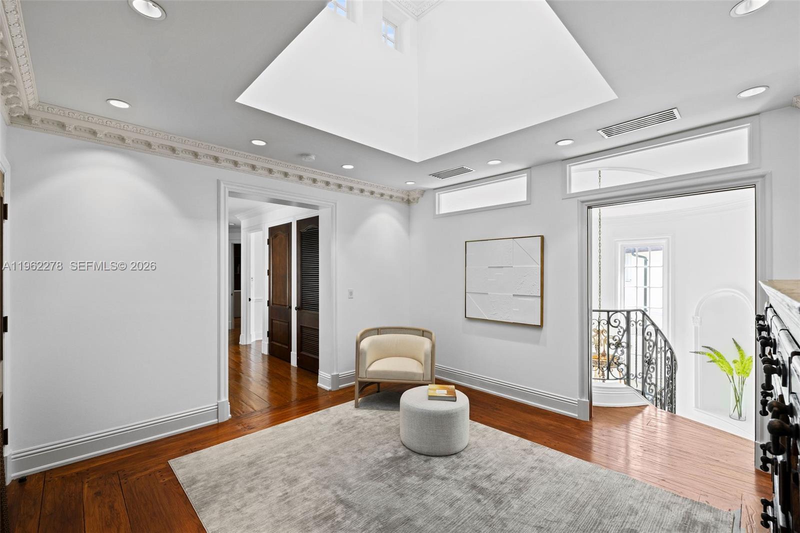 DEERING BAY VILLAS - Residential