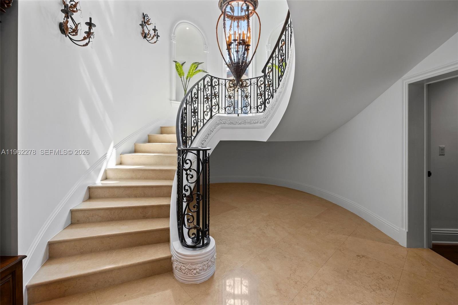 DEERING BAY VILLAS - Residential