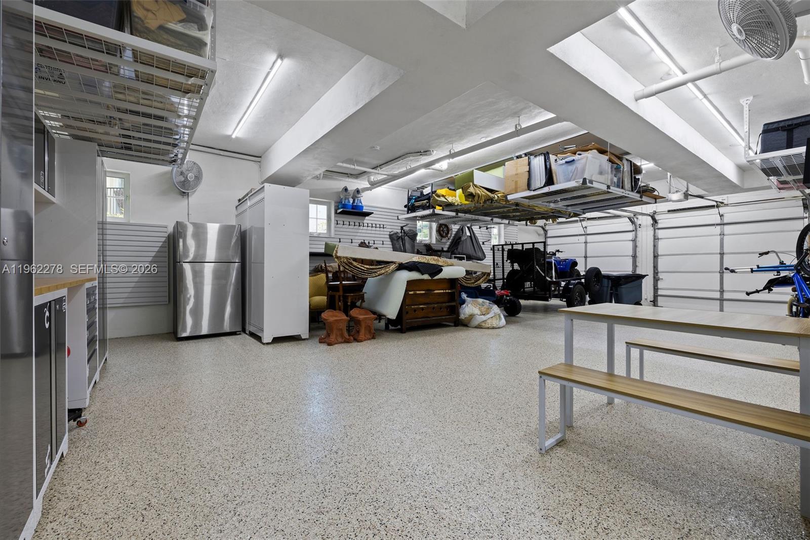 DEERING BAY VILLAS - Residential