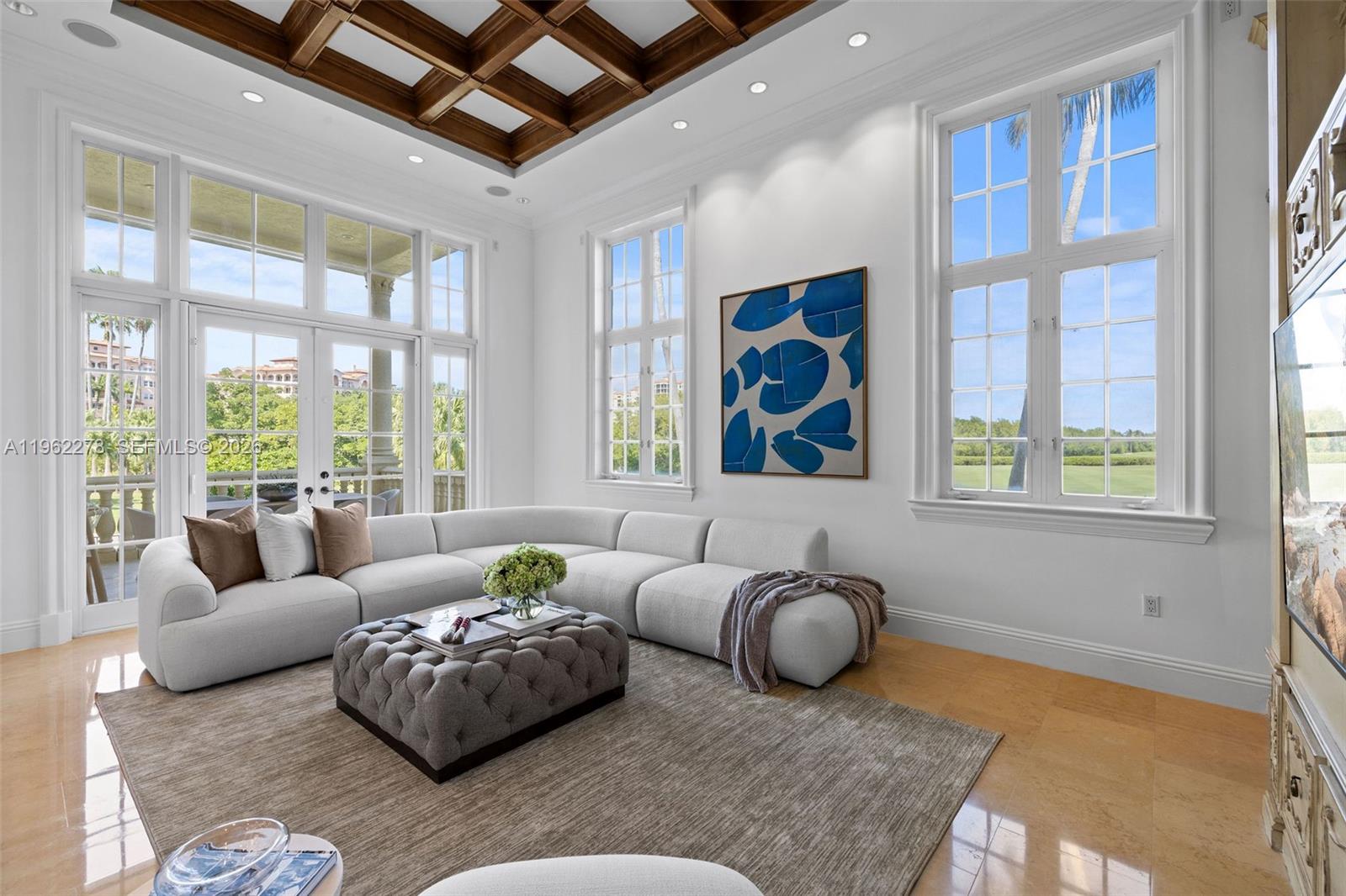 DEERING BAY VILLAS - Residential