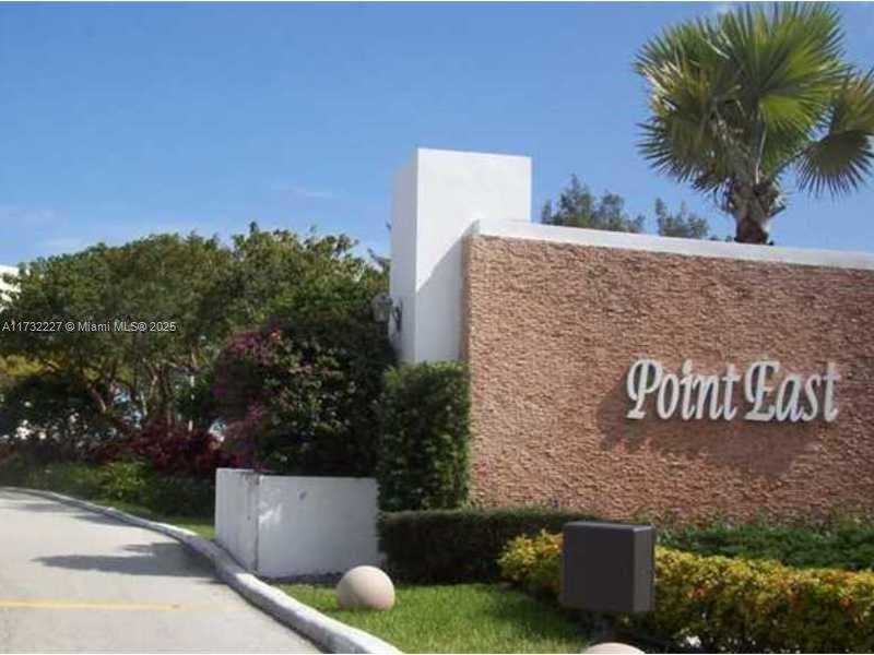 3030 Marcos Dr T601, Aventura, Miami-Dade County, Florida - 2 Bedrooms  
2 Bathrooms - 