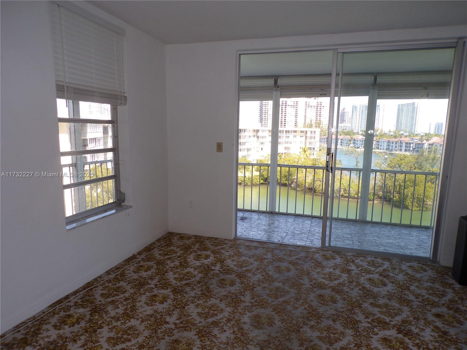 POINT EAST SEC 4 CONDO - Residential