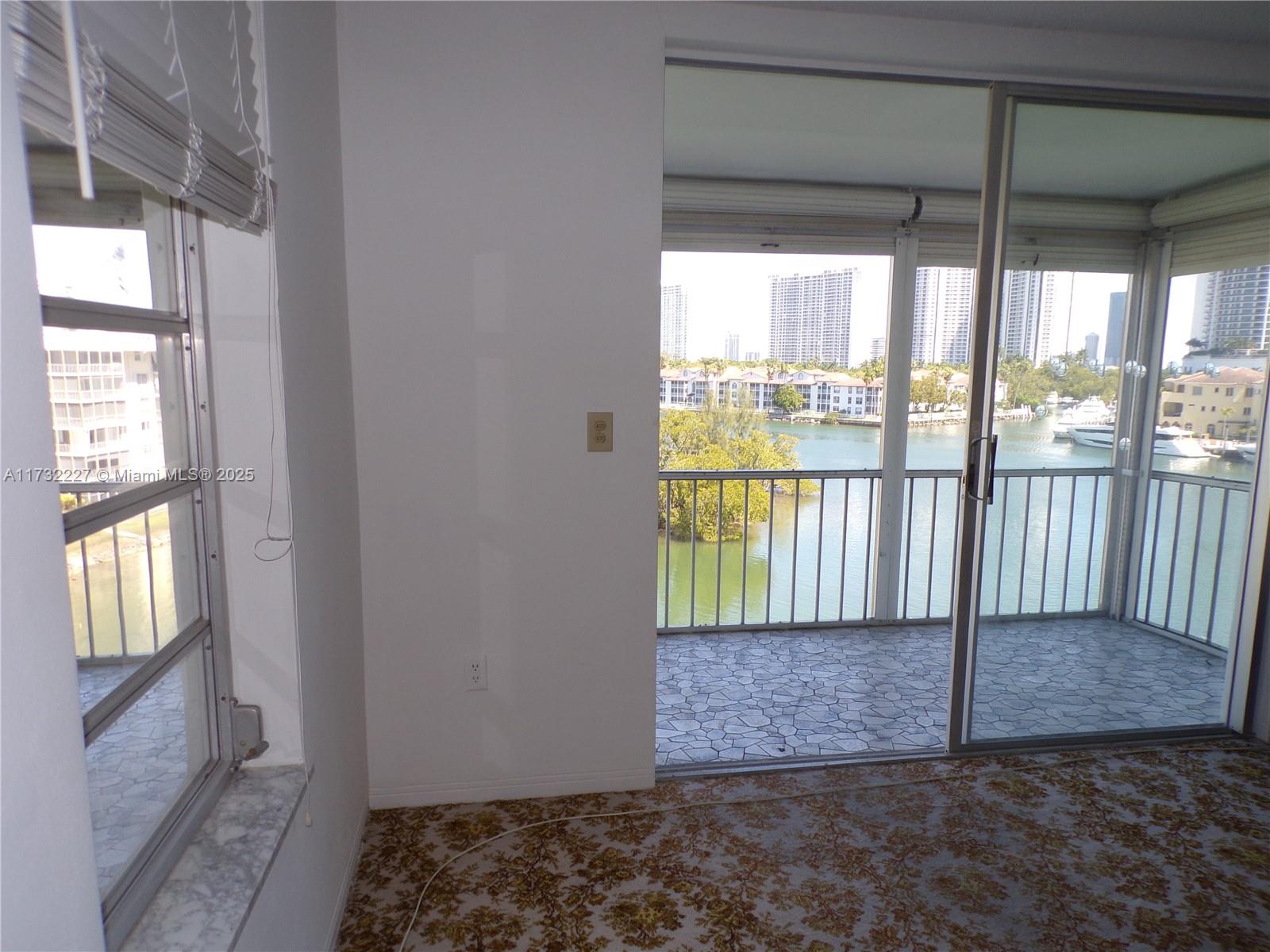 POINT EAST SEC 4 CONDO - Residential