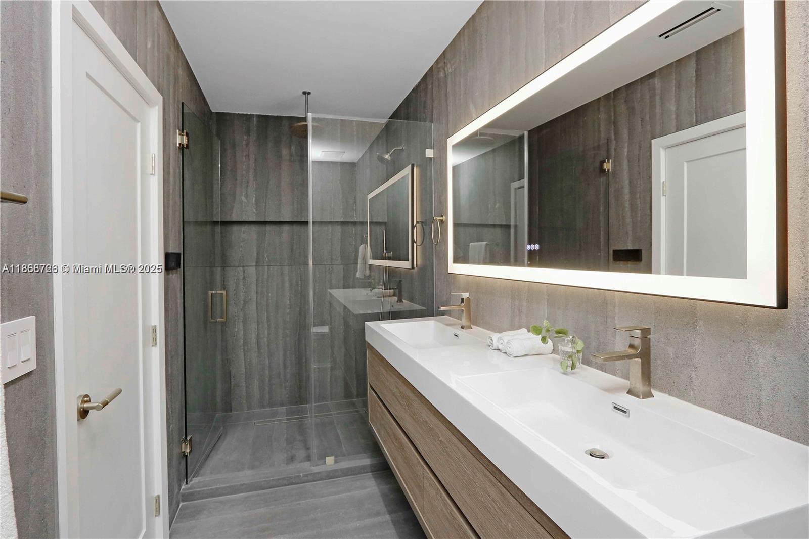 ORCHARD SUB NO 1 - Residential